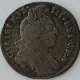 SIXPENCES 1697  WILLIAM III 3RD BUST LATE HARP ESC 1567 GF