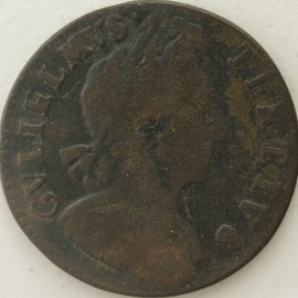 HALFPENCE 1700  WILLIAM III INVERTED V'S FOR 'A'S IN BRITVNNIV GF