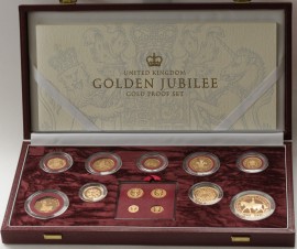 ENGLISH PROOF SETS 2002  ELIZABETH II GOLDEN JUBILEE GOLD PROOF SET FIVE POUND TO ONE PENCE INCLUDES MAUNDY SET  FDC
