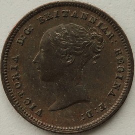 HALF FARTHINGS 1842  VICTORIA VERY SCARCE GVF