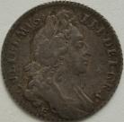 SIXPENCES 1696 E WILLIAM III EXETER 1ST BUST EARLY HARP ESC 1537 SCARCE NEF