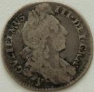 SIXPENCES 1696 Y WILLIAM III YORK ESC 1539 EARLY HARP 1ST BUST GF