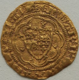 HAMMERED GOLD 1351 -1361 EDWARD III QUARTER NOBLE. PRE-TREATY PERIOD. SERIES B. PELLET BELOW SHIELD. MM CROSS I VF