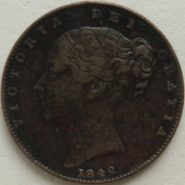 FARTHINGS 1842  VICTORIA VERY SCARCE GF