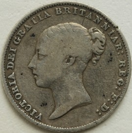 SIXPENCES 1862  VICTORIA VERY RARE GF