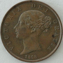 HALFPENCE 1858  VICTORIA 8 OVER 6 NEF