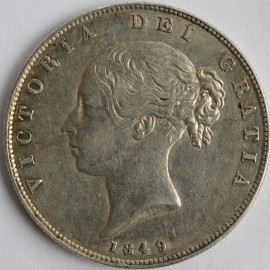 HALF CROWNS 1849  VICTORIA LARGE DATE EF